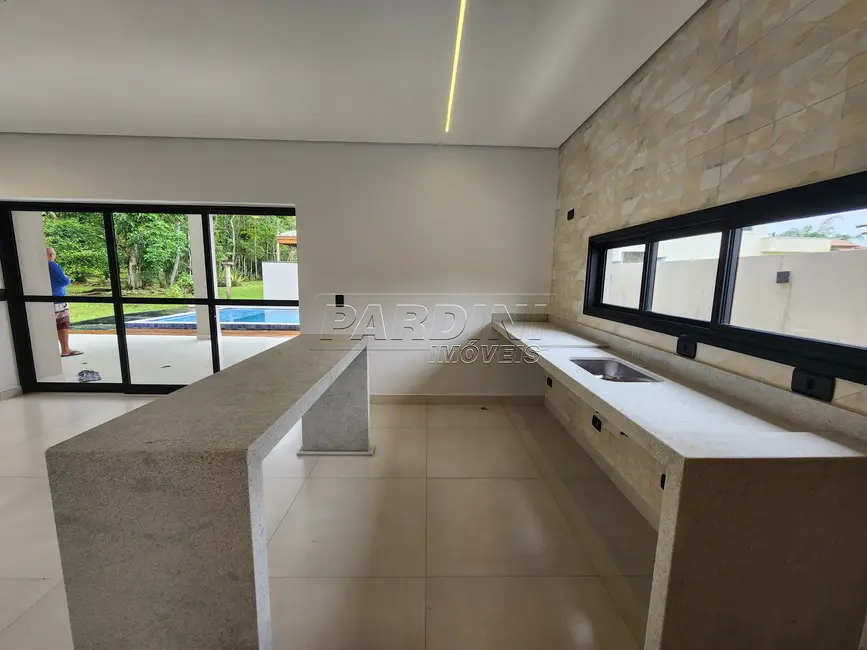 Foto 9 de Casa com 3 quartos à venda, 205m2 em Ubatuba - SP