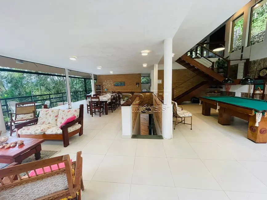 Foto 3 de Casa de Condomínio com 5 quartos à venda, 420m2 em Ubatuba - SP