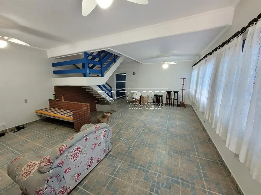 Foto 4 de Casa com 4 quartos à venda, 250m2 em Ubatuba - SP