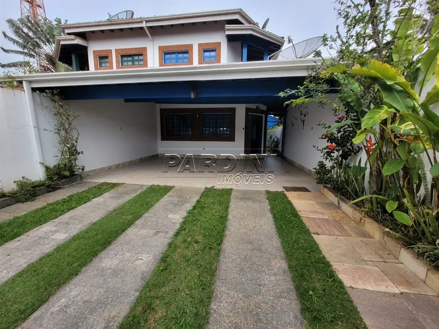 Foto 1 de Casa com 4 quartos à venda, 250m2 em Ubatuba - SP