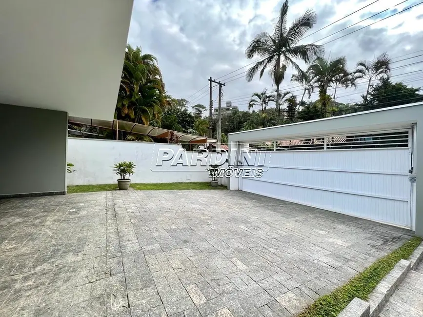 Foto 7 de Casa com 4 quartos à venda, 236m2 em Ubatuba - SP