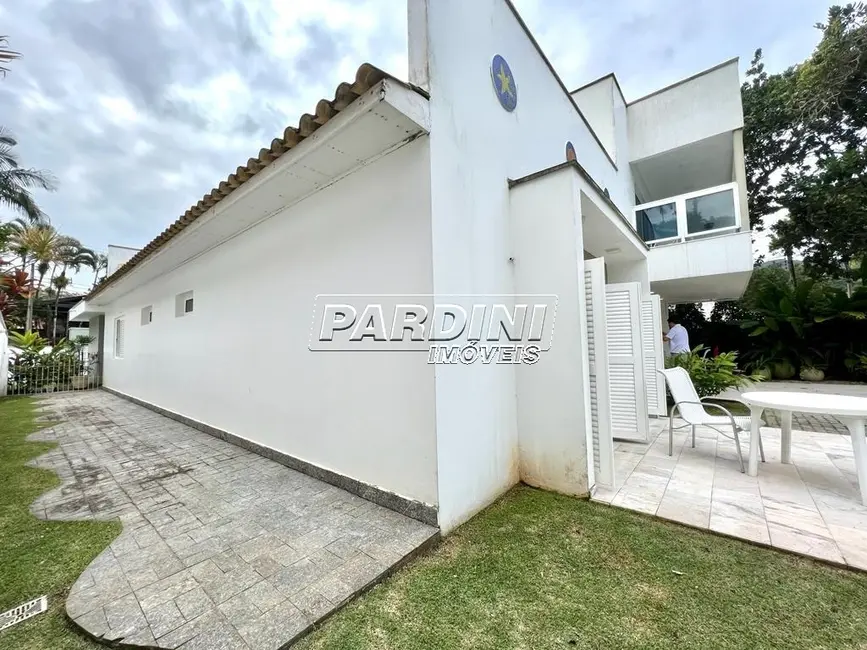 Foto 6 de Casa com 4 quartos à venda, 236m2 em Ubatuba - SP