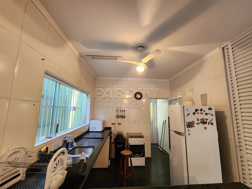 Foto 6 de Casa com 4 quartos à venda, 205m2 em Ubatuba - SP