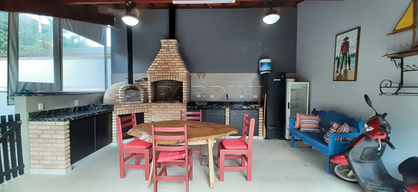 Foto 8 de Casa de Condomínio com 4 quartos à venda, 437m2 em Ubatuba - SP