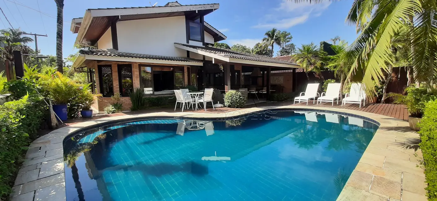 Foto 2 de Casa de Condomínio com 4 quartos à venda, 251m2 em Ubatuba - SP