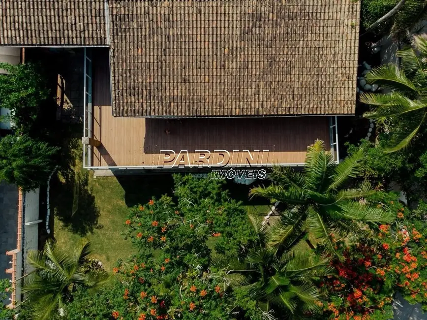 Foto 4 de Casa com 4 quartos à venda, 500m2 em Ubatuba - SP