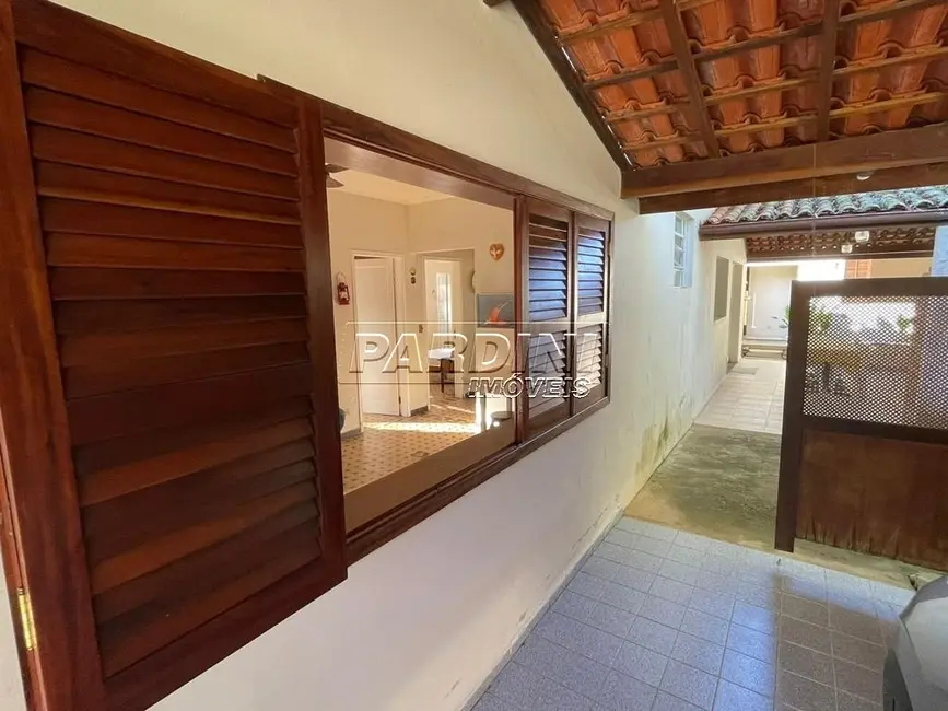 Foto 2 de Casa com 4 quartos à venda, 249m2 em Ubatuba - SP