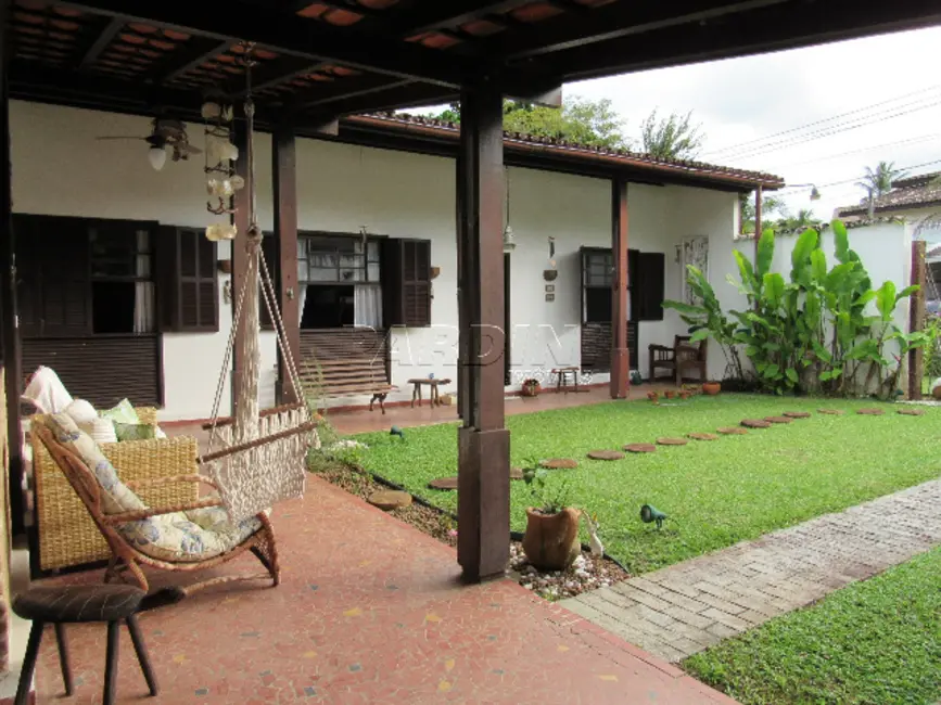 Foto 1 de Casa de Condomínio com 5 quartos à venda, 120m2 em Ubatuba - SP