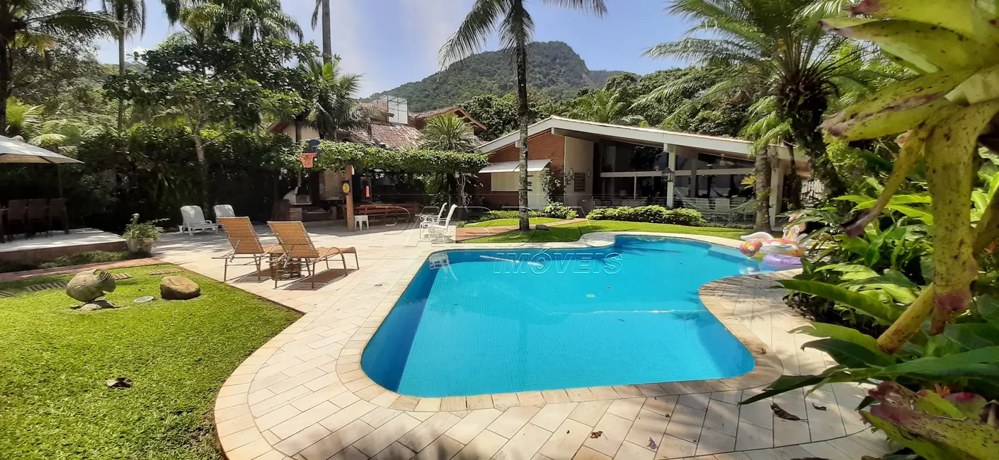 Foto 6 de Casa de Condomínio com 7 quartos à venda, 550m2 em Ubatuba - SP