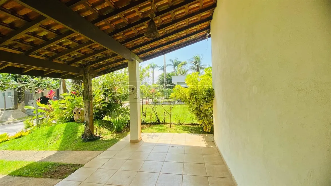 Casa de Condomínio com 3 quartos à venda, 300m2 em Ubatuba - SP - imagem 4 Foto 4 de Casa de Condomínio com 3 quartos à venda, 300m2 em Ubatuba - SP