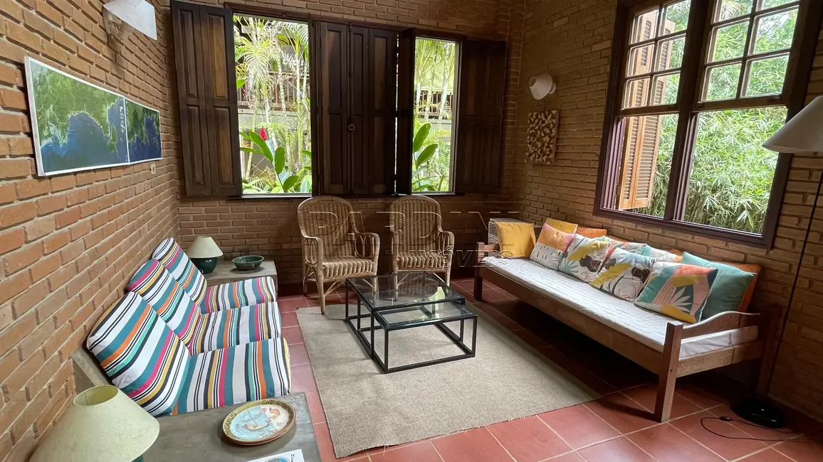 Foto 2 de Casa de Condomínio com 4 quartos à venda, 320m2 em Ubatuba - SP