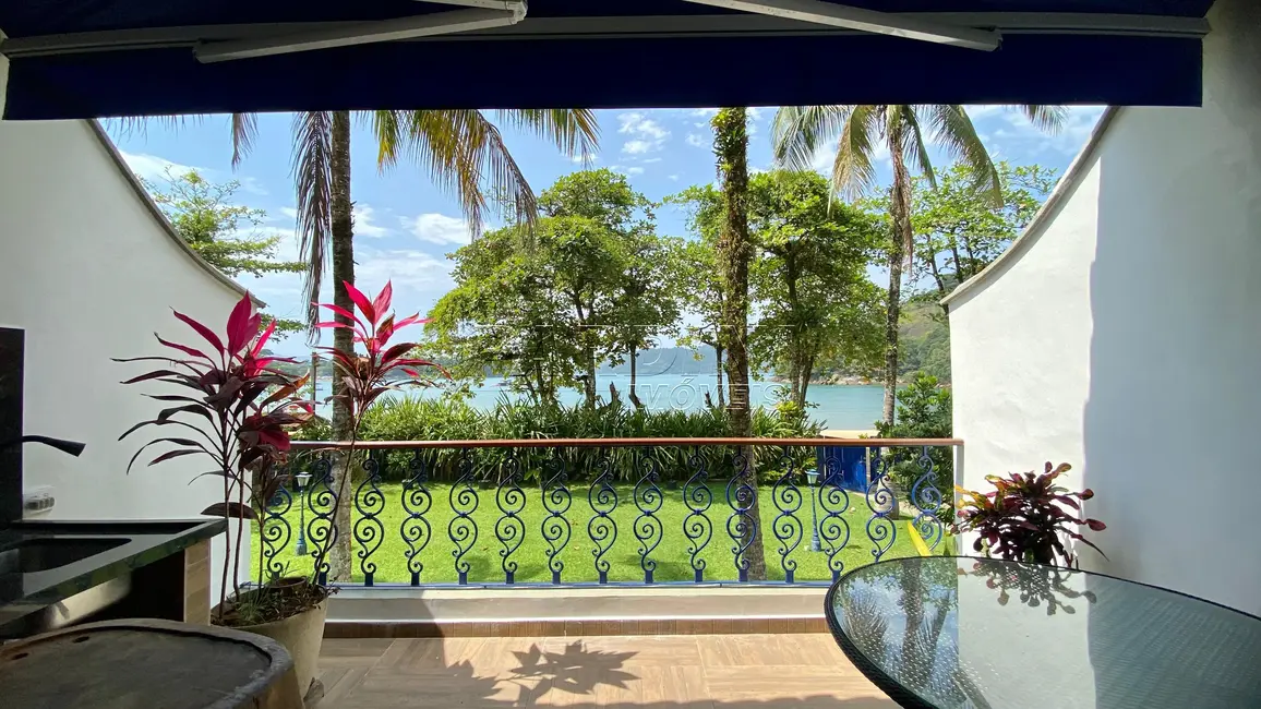 Foto 4 de Apartamento com 3 quartos à venda, 217m2 em Ubatuba - SP