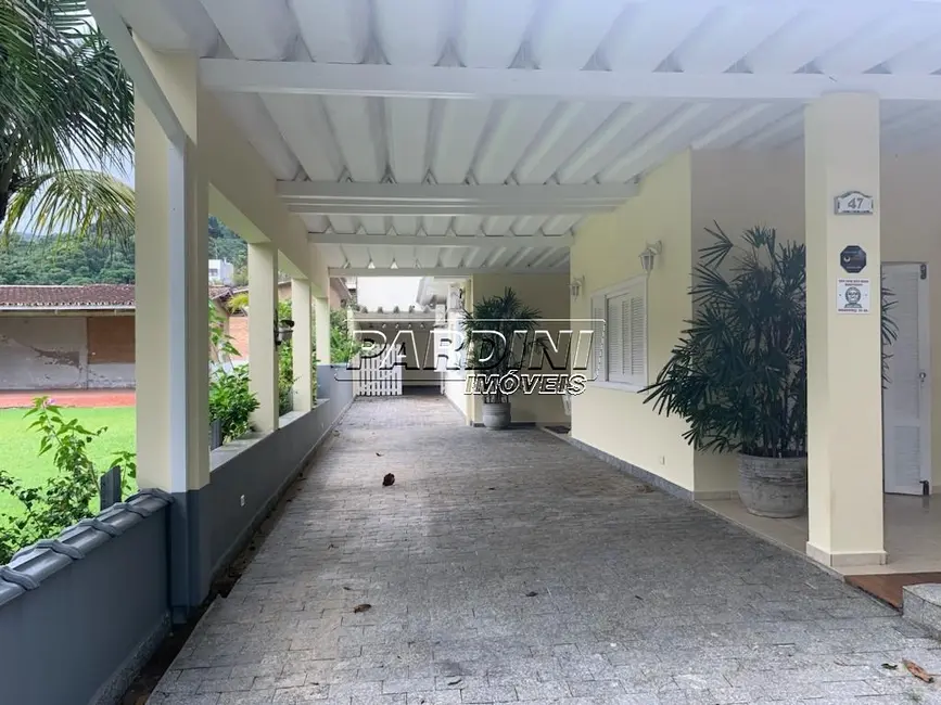 Foto 5 de Casa com 5 quartos à venda, 265m2 em Ubatuba - SP