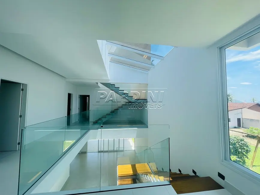 Foto 8 de Casa de Condomínio com 5 quartos à venda, 371m2 em Ubatuba - SP