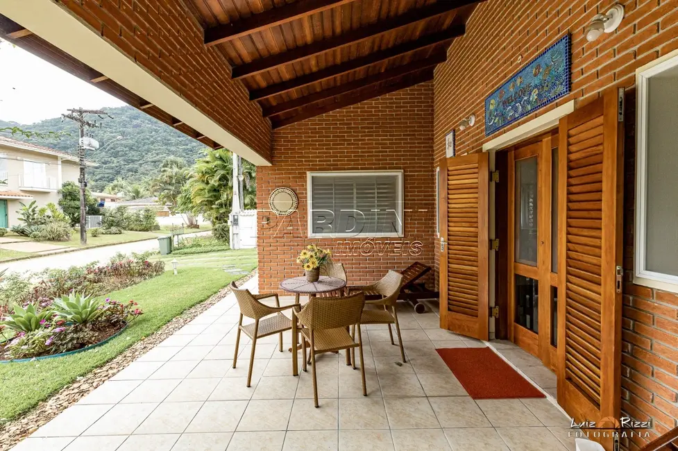 Foto 3 de Casa de Condomínio com 2 quartos à venda, 419m2 em Ubatuba - SP