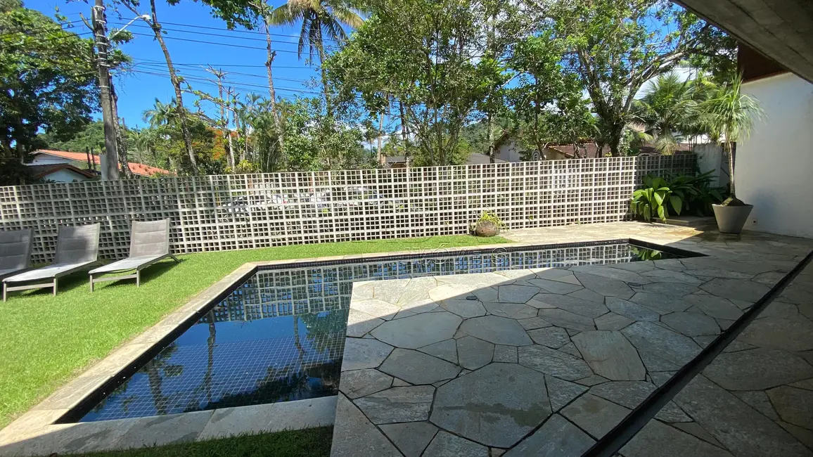 Foto 9 de Casa de Condomínio com 4 quartos à venda, 250m2 em Ubatuba - SP