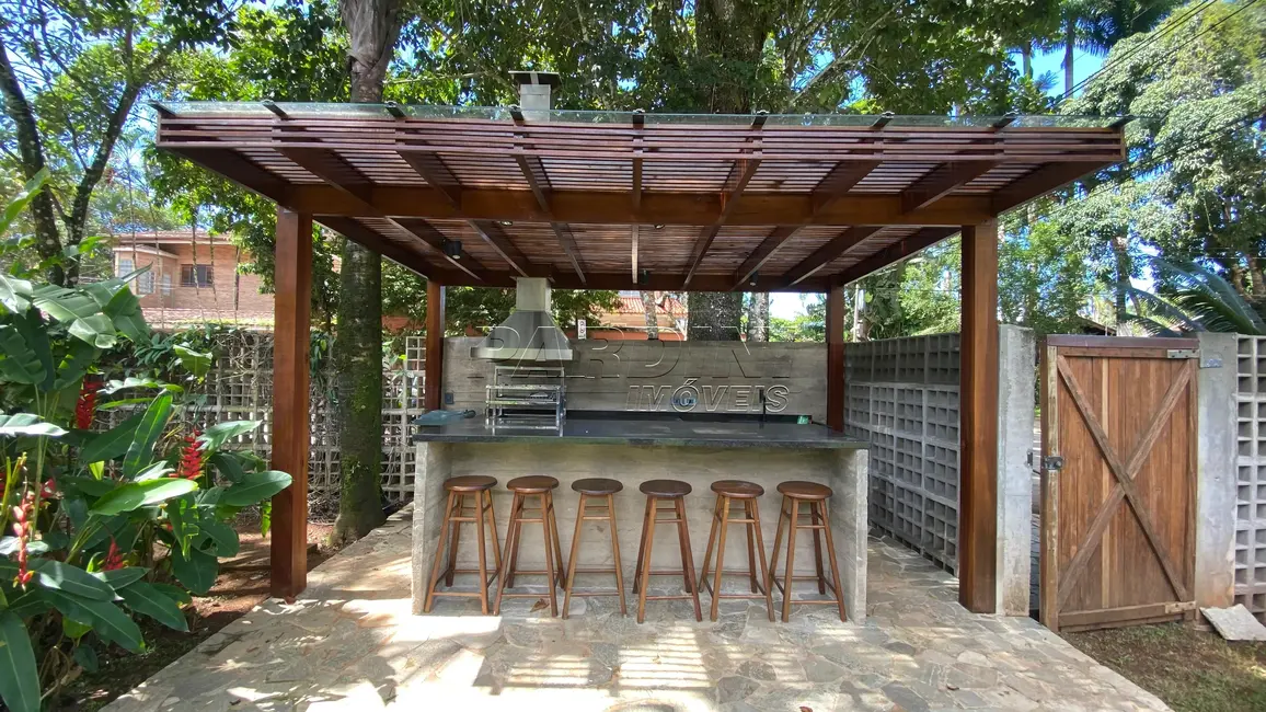 Foto 4 de Casa de Condomínio com 4 quartos à venda, 250m2 em Ubatuba - SP