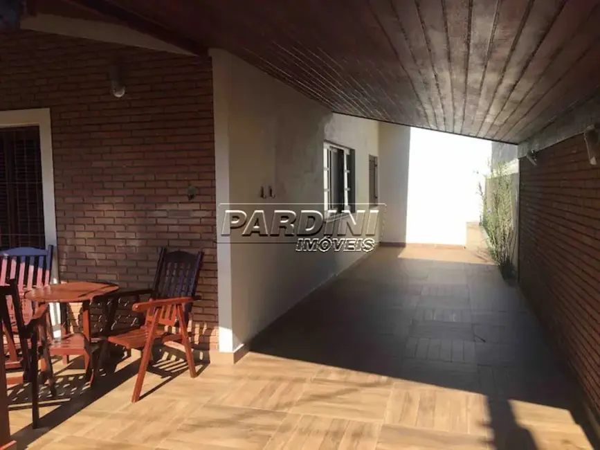 Foto 3 de Casa com 7 quartos à venda, 255m2 em Ubatuba - SP