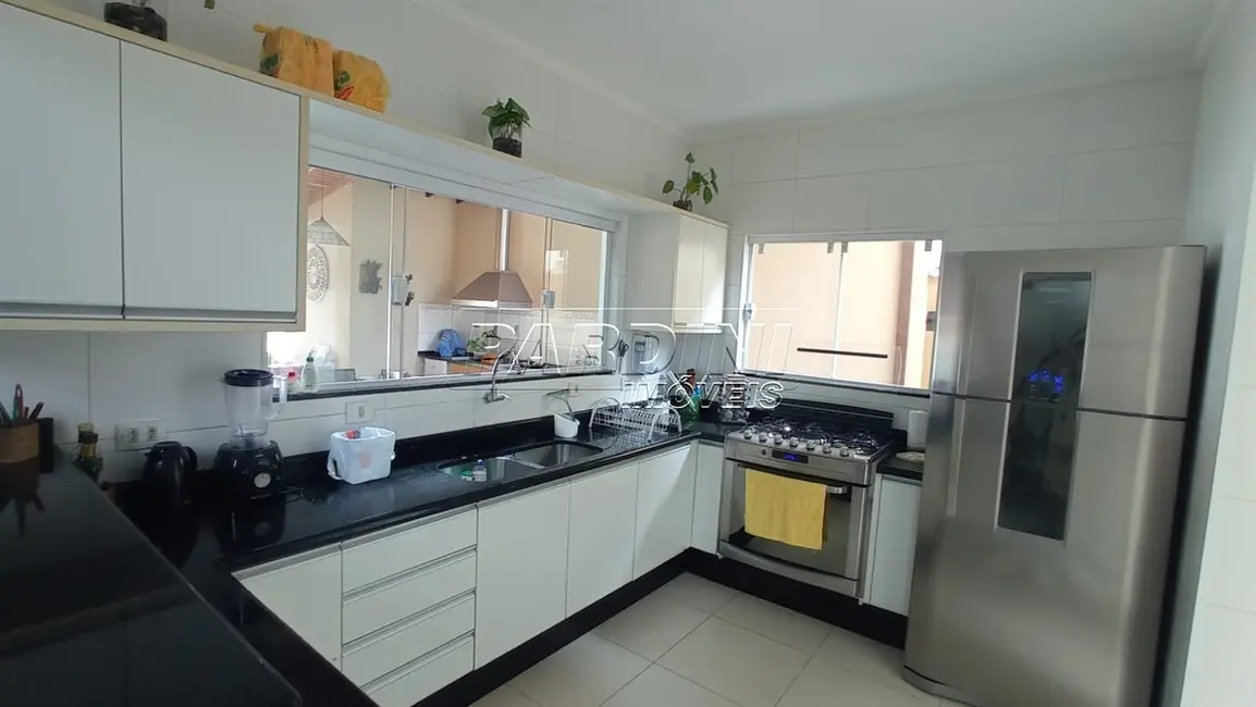 Foto 9 de Casa com 4 quartos à venda, 205m2 em Ubatuba - SP