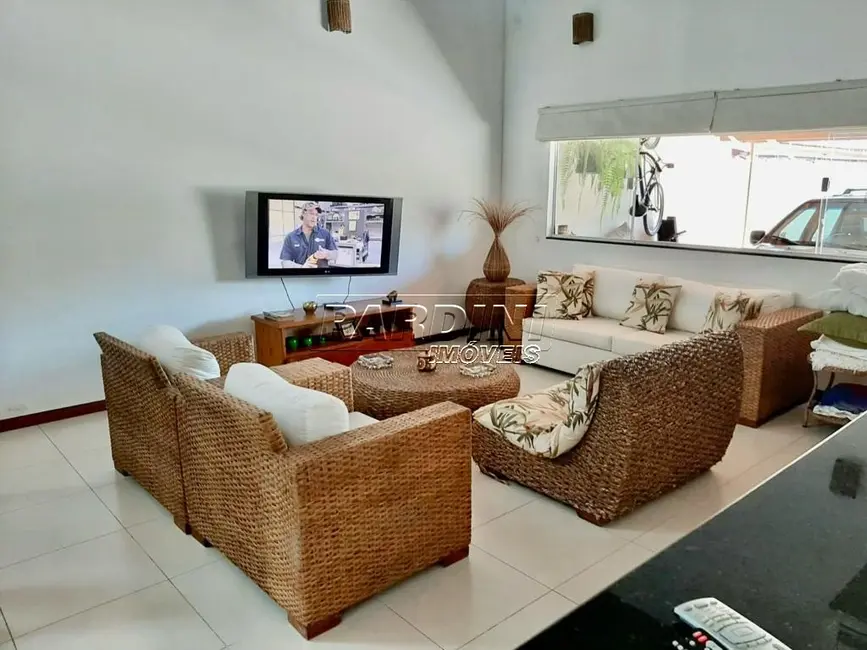 Foto 2 de Casa com 4 quartos à venda, 205m2 em Ubatuba - SP