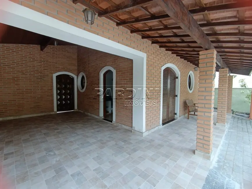 Foto 2 de Casa com 5 quartos à venda, 157m2 em Ubatuba - SP