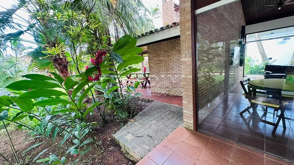 Foto 6 de Casa de Condomínio com 5 quartos à venda, 191m2 em Ubatuba - SP