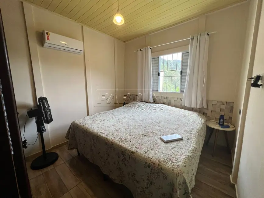 Foto 8 de Casa com 2 quartos à venda, 70m2 em Ubatuba - SP