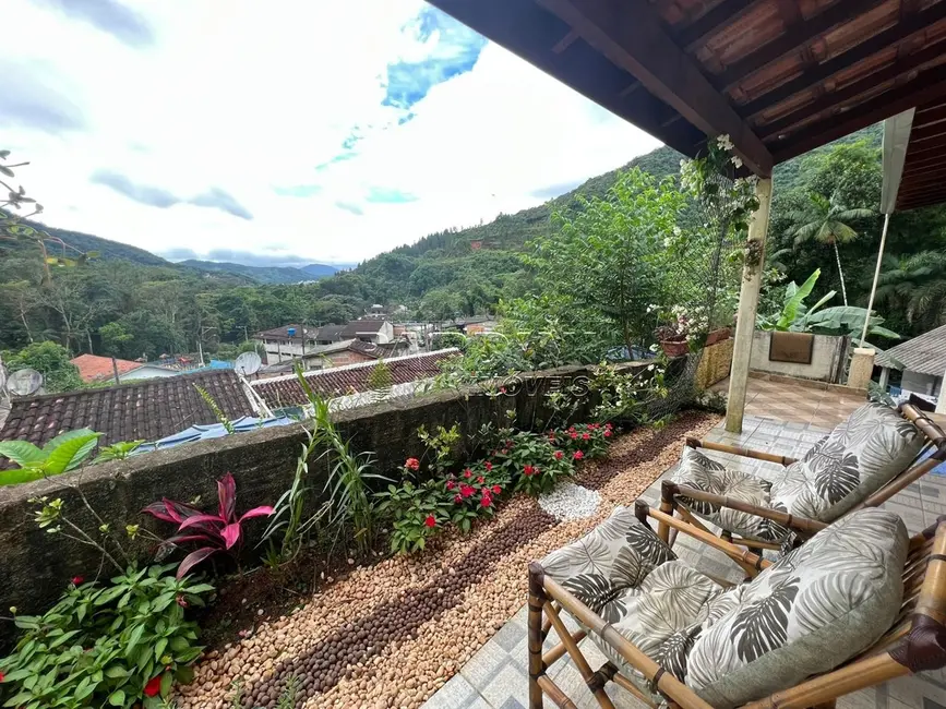 Foto 2 de Casa com 2 quartos à venda, 70m2 em Ubatuba - SP