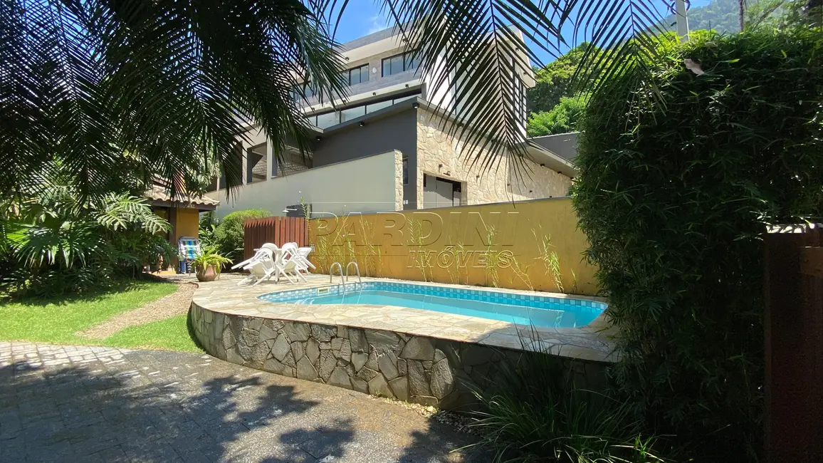 Foto 8 de Casa de Condomínio com 4 quartos à venda, 250m2 em Ubatuba - SP