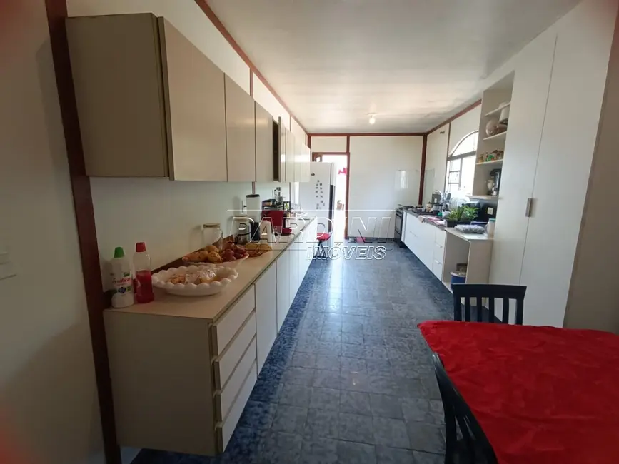 Foto 8 de Casa com 6 quartos à venda, 275m2 em Ubatuba - SP