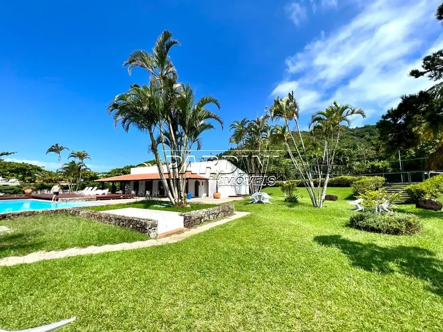 Apartamento com 3 quartos à venda, 188m2 em Ubatuba - SP - imagem 5 Foto 5 de Apartamento com 3 quartos à venda, 188m2 em Ubatuba - SP