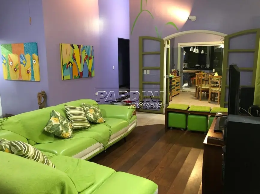 Casa com 3 quartos à venda, 206m2 em Ubatuba - SP - imagem 3 Foto 3 de Casa com 3 quartos à venda, 206m2 em Ubatuba - SP