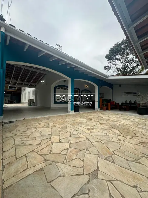 Foto 1 de Casa com 3 quartos à venda, 100m2 em Ubatuba - SP