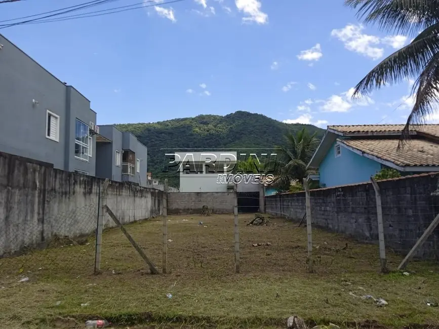 Foto 2 de Terreno / Lote à venda, 413m2 em Ubatuba - SP