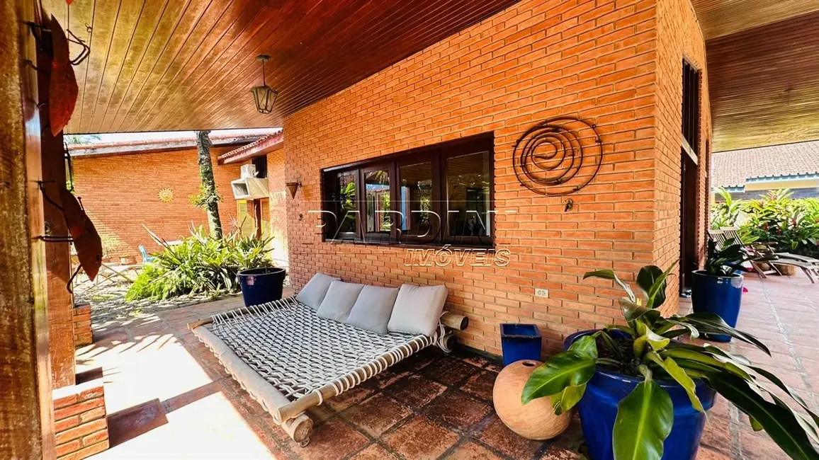 Foto 2 de Casa de Condomínio com 4 quartos à venda, 252m2 em Ubatuba - SP