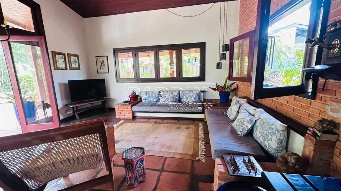 Foto 6 de Casa de Condomínio com 4 quartos à venda, 252m2 em Ubatuba - SP