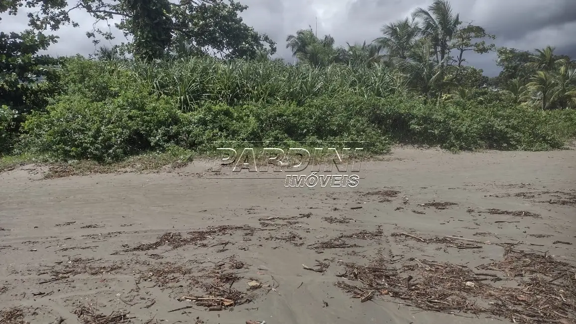 Foto 2 de Terreno / Lote à venda, 738m2 em Ubatuba - SP