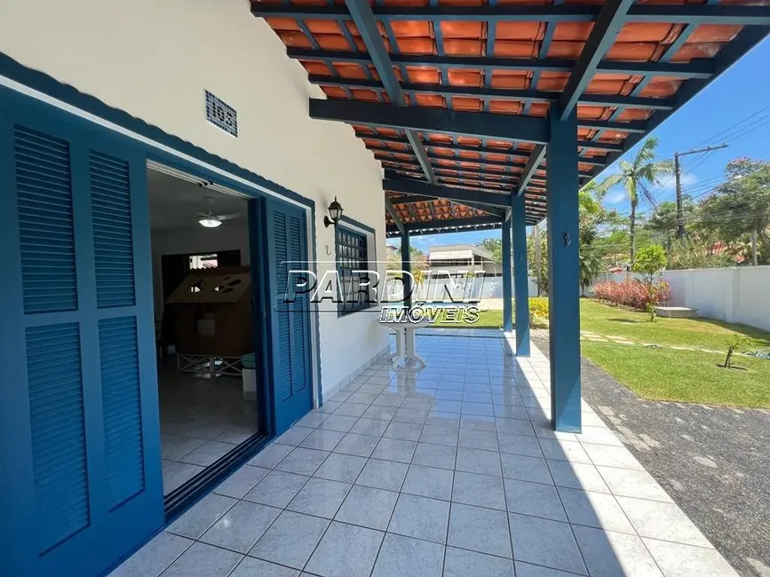 Foto 8 de Casa de Condomínio com 4 quartos à venda, 330m2 em Ubatuba - SP