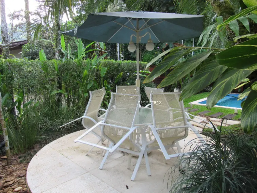 Foto 4 de Casa de Condomínio com 6 quartos à venda, 200m2 em Ubatuba - SP