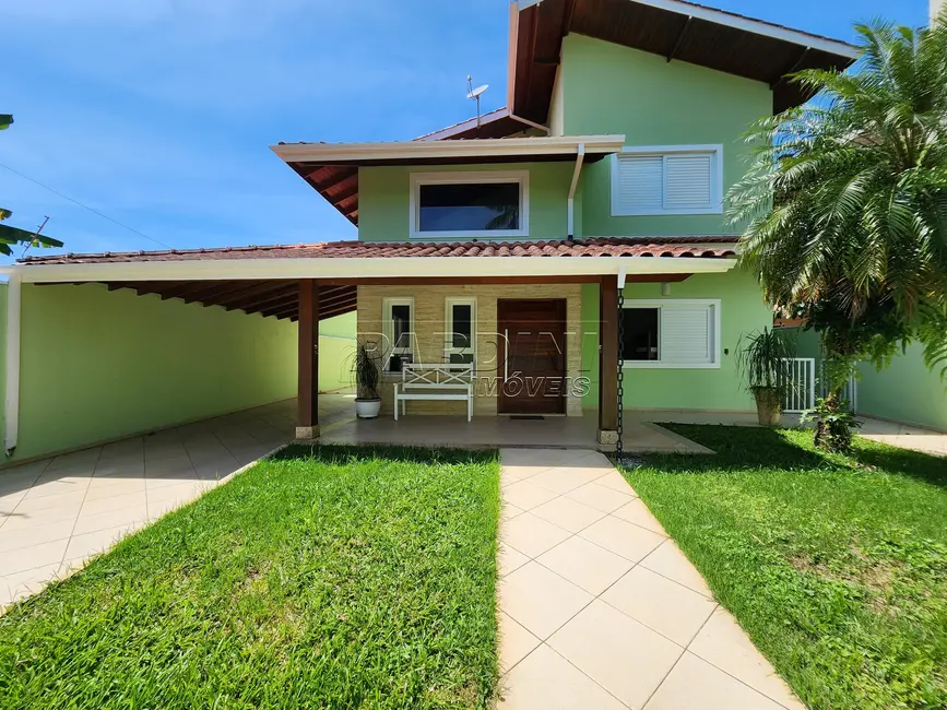 Foto 1 de Casa com 5 quartos à venda, 228m2 em Ubatuba - SP