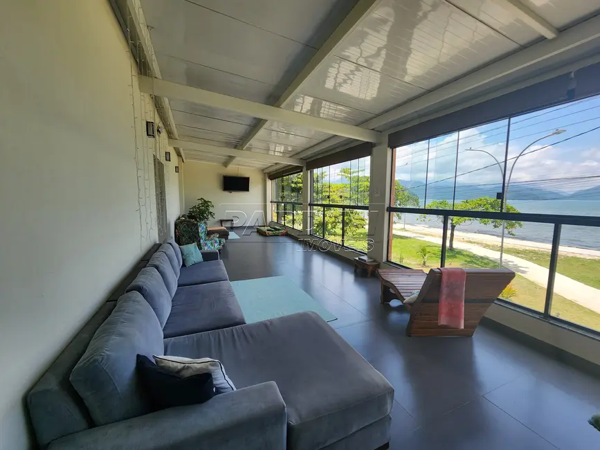 Foto 1 de Pousada à venda, 422m2 em Ubatuba - SP