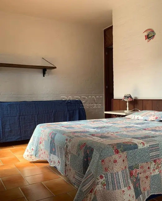Foto 9 de Casa com 5 quartos à venda, 500m2 em Ubatuba - SP