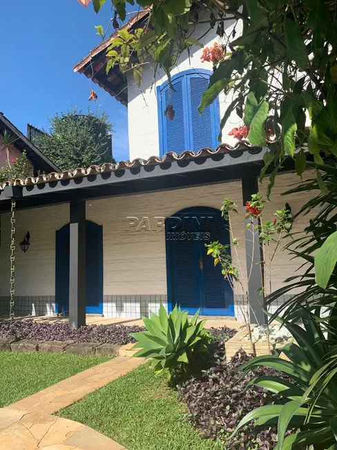 Foto 8 de Casa com 5 quartos à venda, 500m2 em Ubatuba - SP