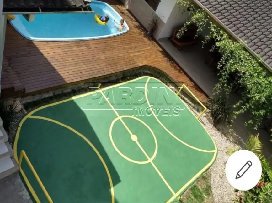 Foto 1 de Casa com 6 quartos à venda, 205m2 em Ubatuba - SP