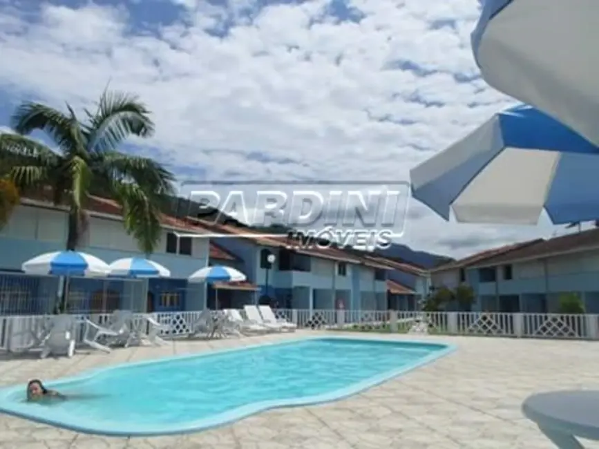 Foto 2 de Casa com 2 quartos à venda, 116m2 em Ubatuba - SP