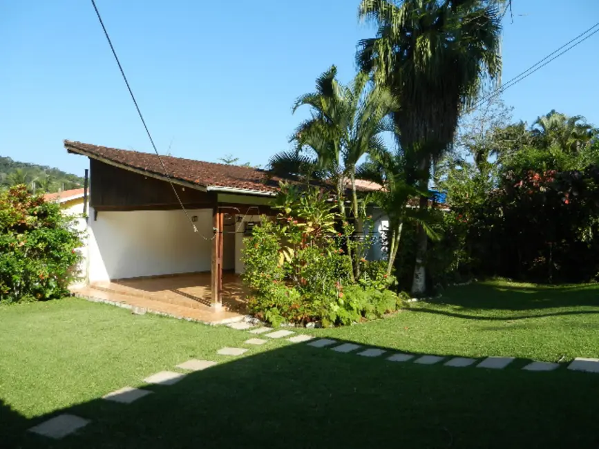 Foto 7 de Casa com 3 quartos à venda, 210m2 em Ubatuba - SP