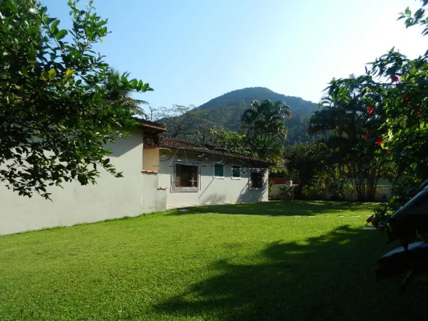 Foto 5 de Casa com 3 quartos à venda, 210m2 em Ubatuba - SP