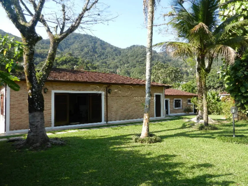 Foto 2 de Casa com 3 quartos à venda, 210m2 em Ubatuba - SP