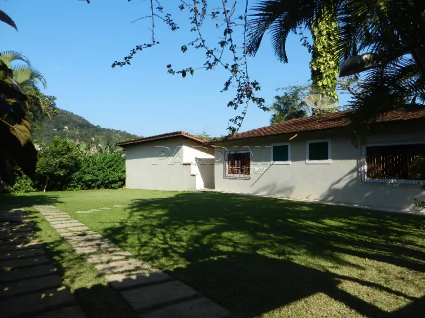 Foto 6 de Casa com 3 quartos à venda, 210m2 em Ubatuba - SP