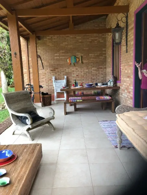 Foto 6 de Casa de Condomínio com 5 quartos à venda, 208m2 em Ubatuba - SP